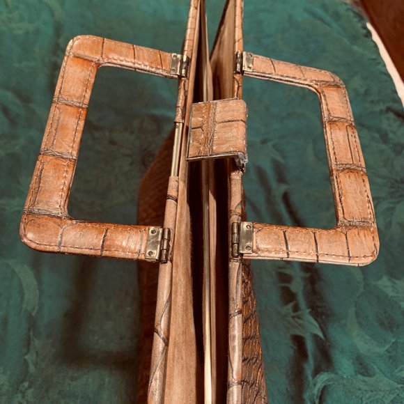 🌺ELLEN TRACY Croc Embossed Handbag (NEVER USED) - Picture 9 of 16